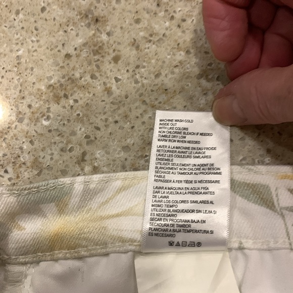 NWT Current/Elliott The Escapade High Waist Denim Cutoff Shorts Size 31 - Picture 13 of 13